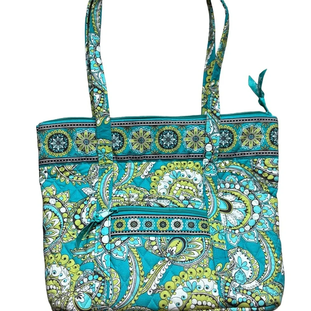 Vera Bradley Betsey Tote Peacock Print Retired 2007 Quilted Shoulder Bag Zip Top - Picture 1 of 5